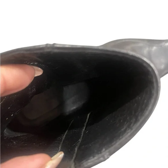 Gucci Black Leather Heeled Boots - Picture 11 of 11